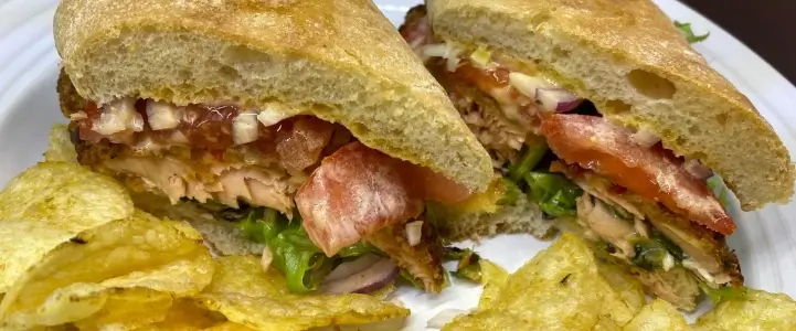 Vichy's Pub Chicken Sandwich